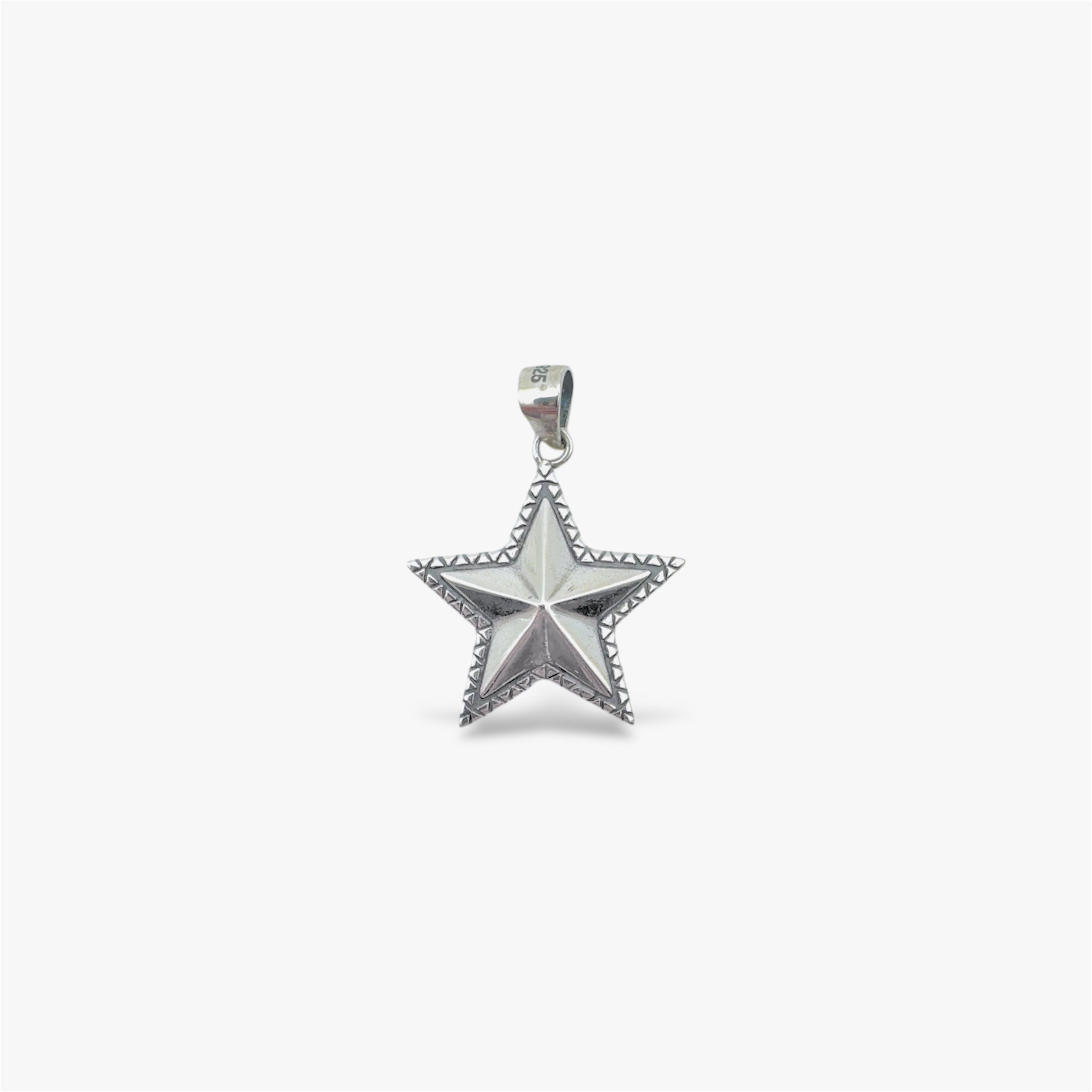 Silver Detailed Star Pendant