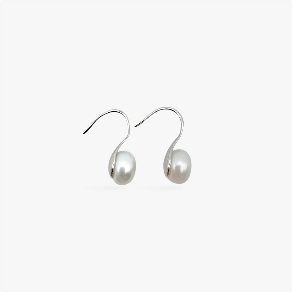 Minimalist freshwater pearl drop earrings in solid 925 sterling silver 