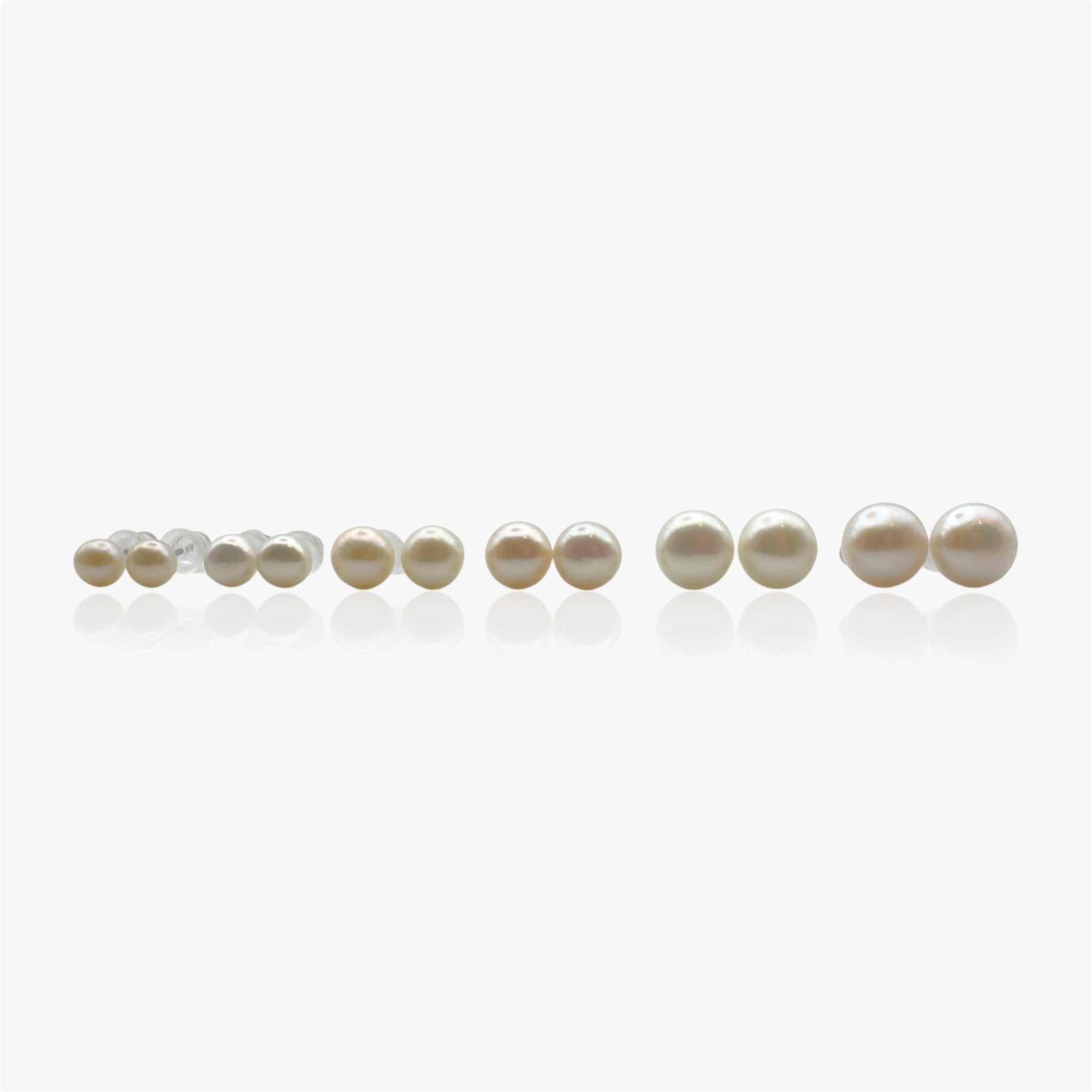 Eterna Classic Pearl Stud Earrings - Verduri