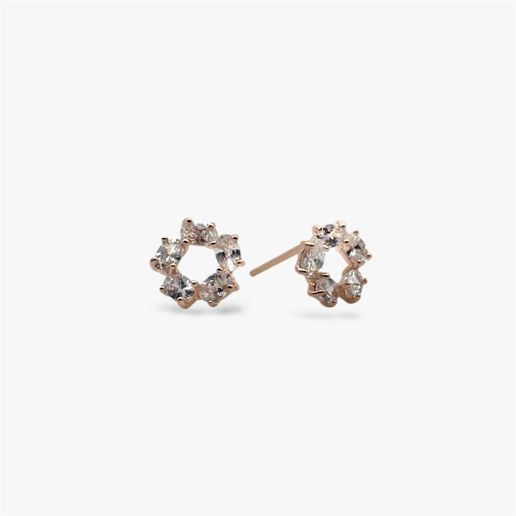 Sparkly Crystal Circle Stud Earrings - Verduri